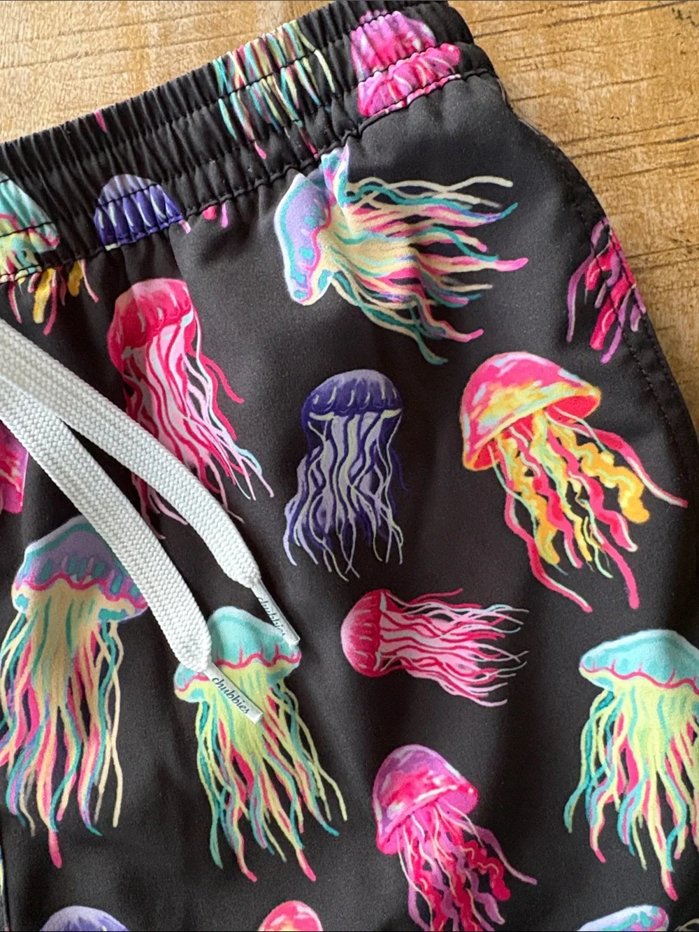 Chubbies Boys Black Jellyfish Swim Shorts size M(10/12)